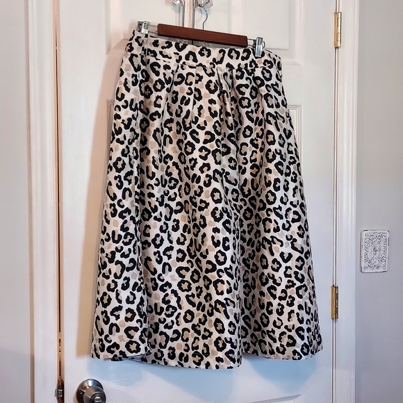 Crown & Ivy Plus Size Animal Print Midi Skirt Metallic 16W NWT Mobwife - Picture 7 of 13